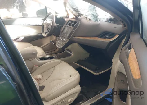 2016 Lincoln Mkc Select z USA, uszkodzony, nr VIN 5LMCJ2C90GUJ15046